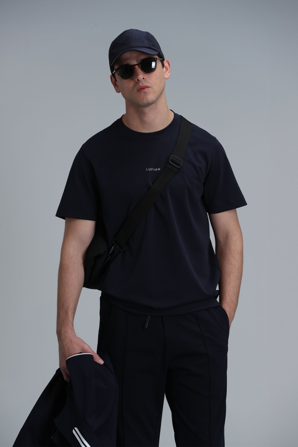 Antony Modern Grafik T- Shirt Lacivert - Lufian