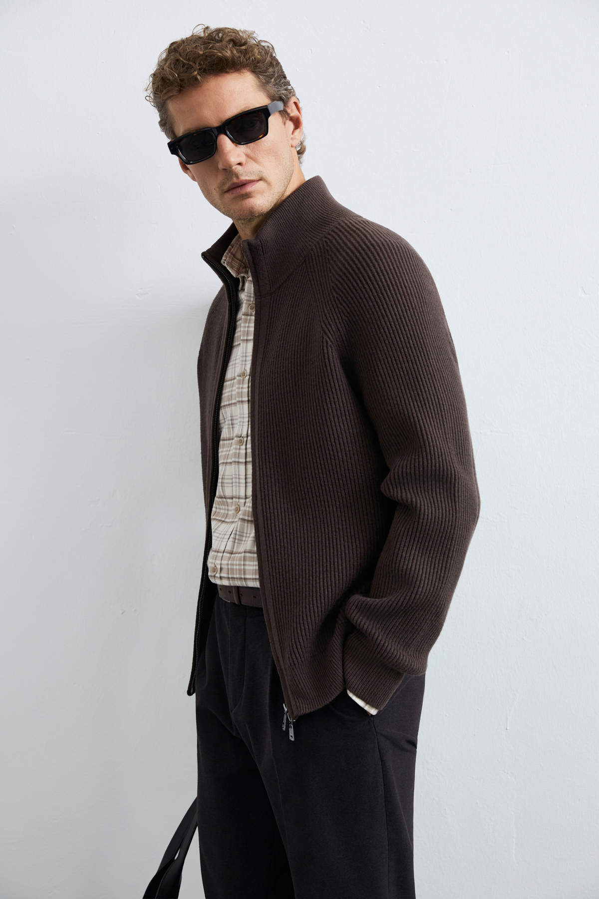 Male Cardigan Brown - LUFIAN