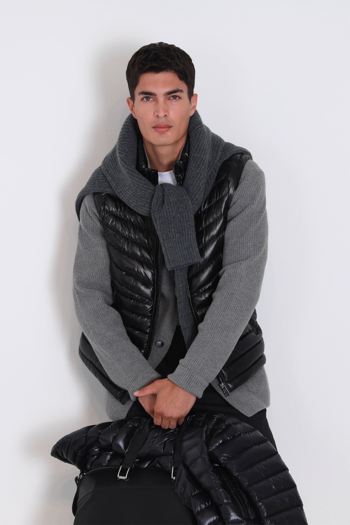 Axel Kaz Tüyü Erkek Yelek Siyah - Lufian