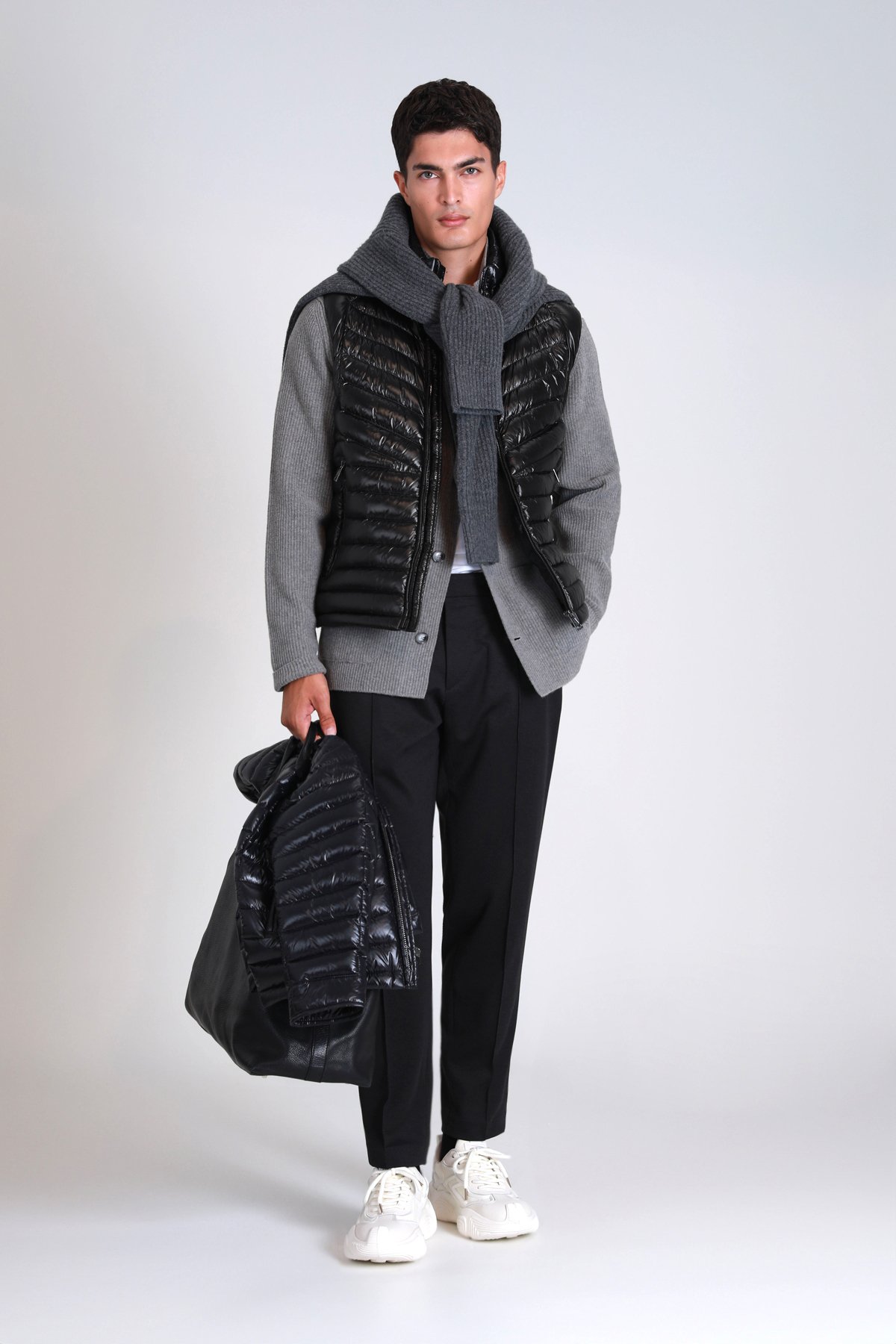 Axel Kaz Tüyü Erkek Yelek Siyah - Lufian (1)