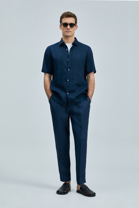 Bert Men Basic Shirt Comfort Fit Navy - Lufian