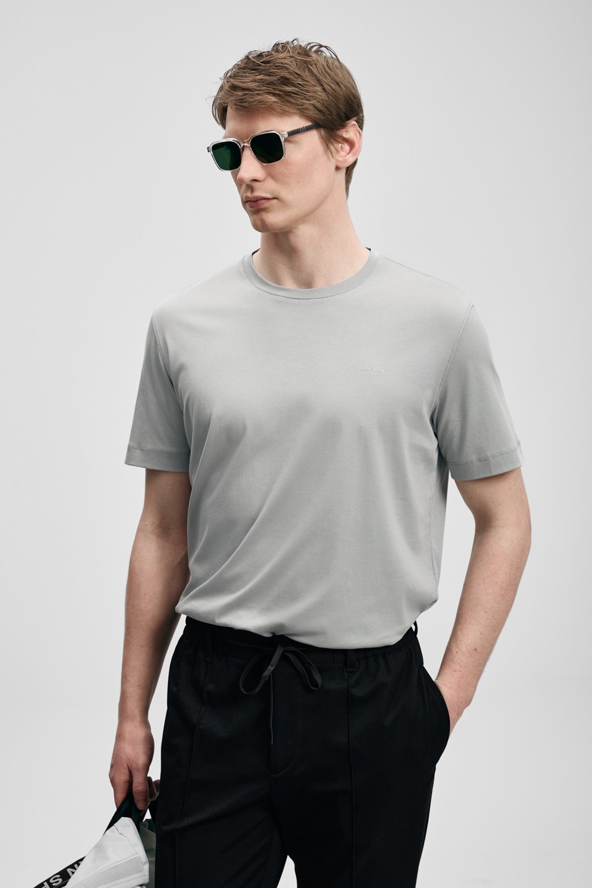 Bran Modern Graphic T-Shirt Grey - LUFIAN