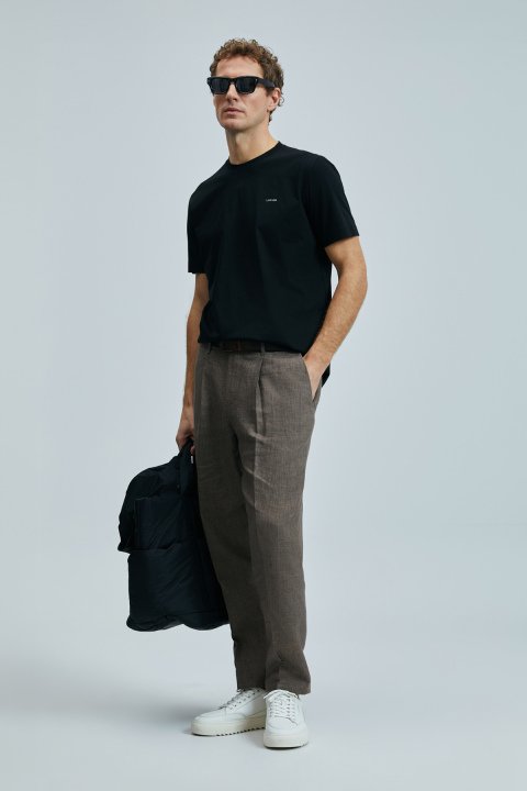 Bran Modern Graphic T-Shirt Black - LUFIAN
