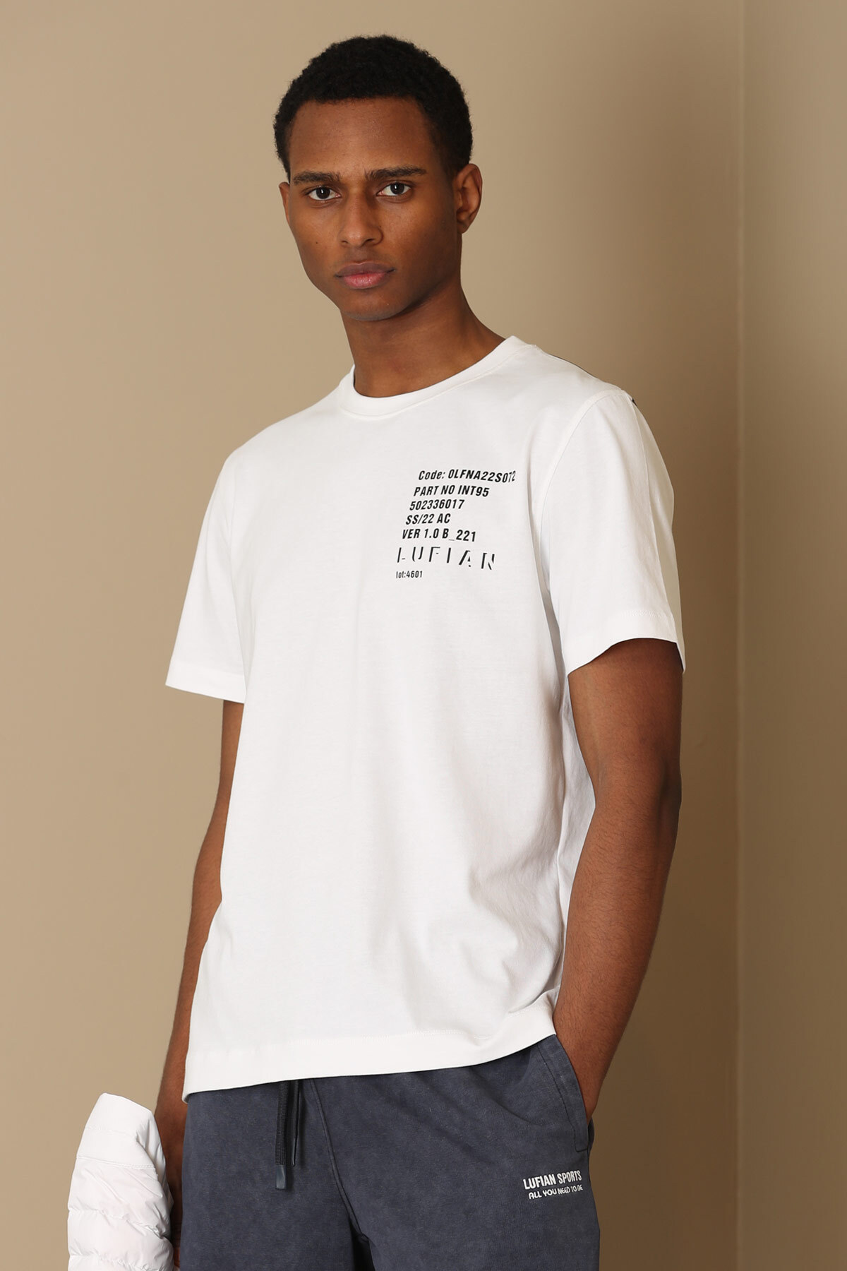 Carot Modern Grafik T- Shirt Beyaz
