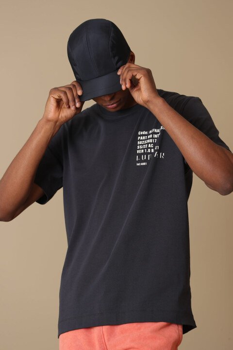 Carot Modern Graphic T- Shirt Black - Lufian