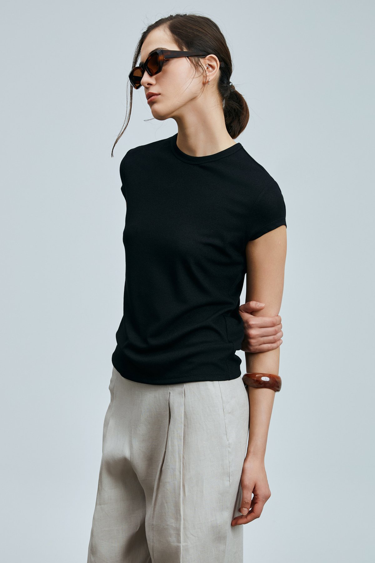 Ann Damen-T-Shirt Schwarz - LUFIAN