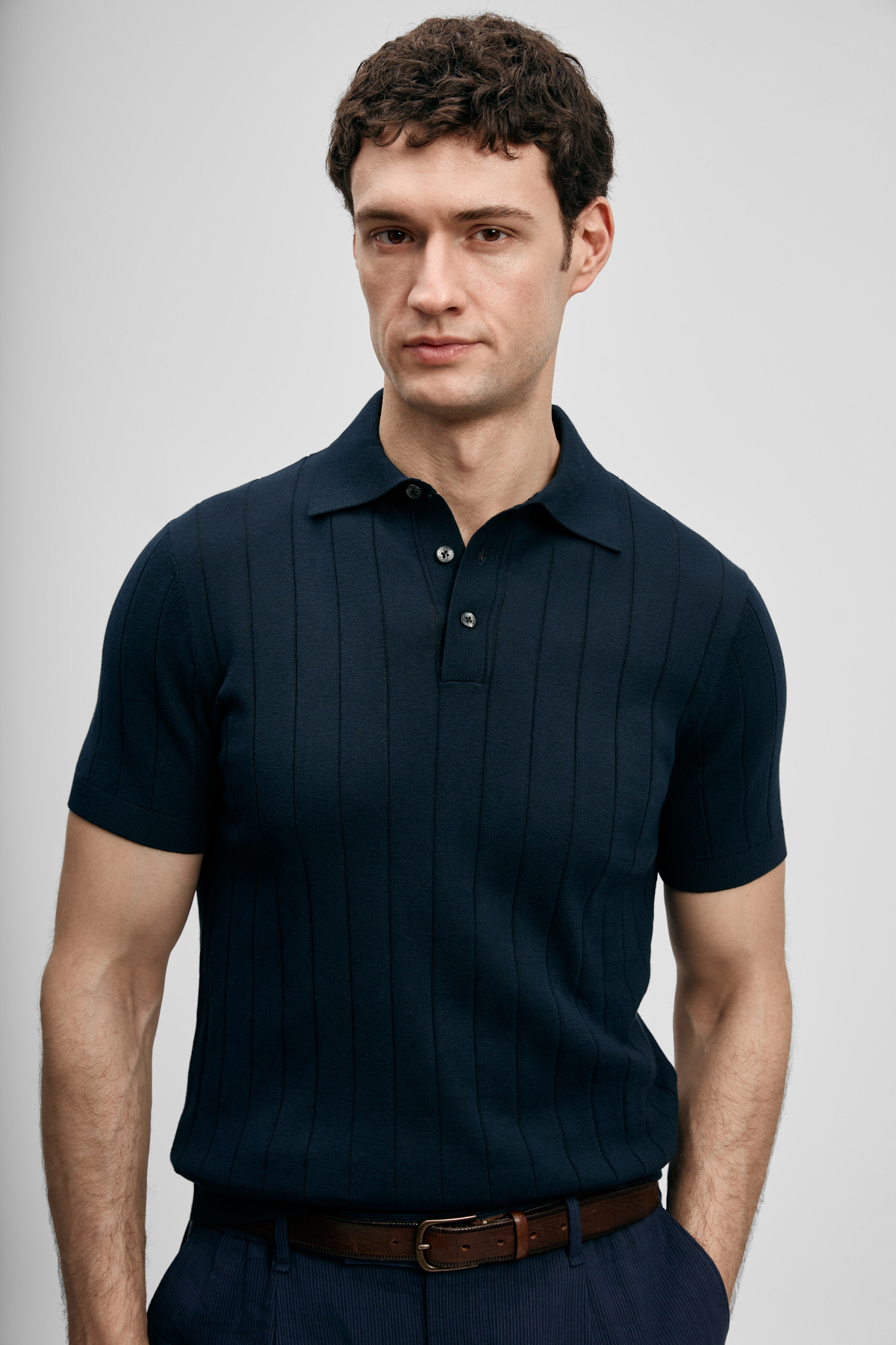 Bold Herren-Baumwollpullover in dunklem Marineblau - LUFIAN