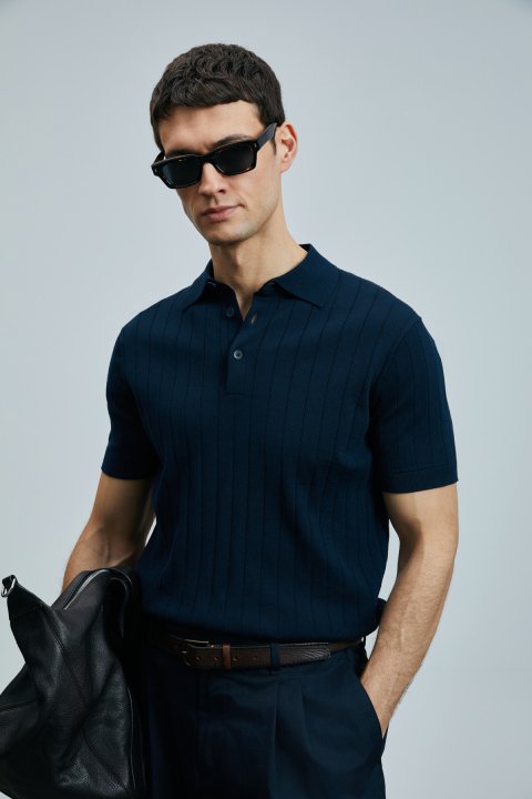Bold Herren-Baumwollpullover in dunklem Marineblau - LUFIAN
