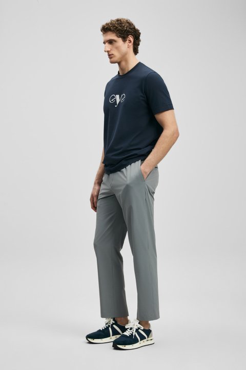 Larry Modernes Grafik-T-Shirt in Marineblau - LUFIAN (1)