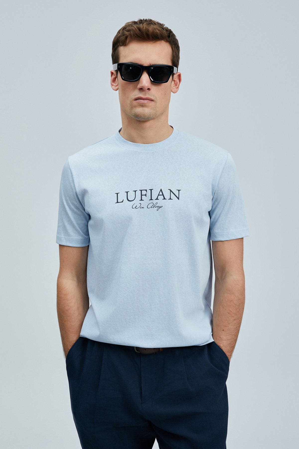 Love Modernes Grafik-T-Shirt Blau - LUFIAN