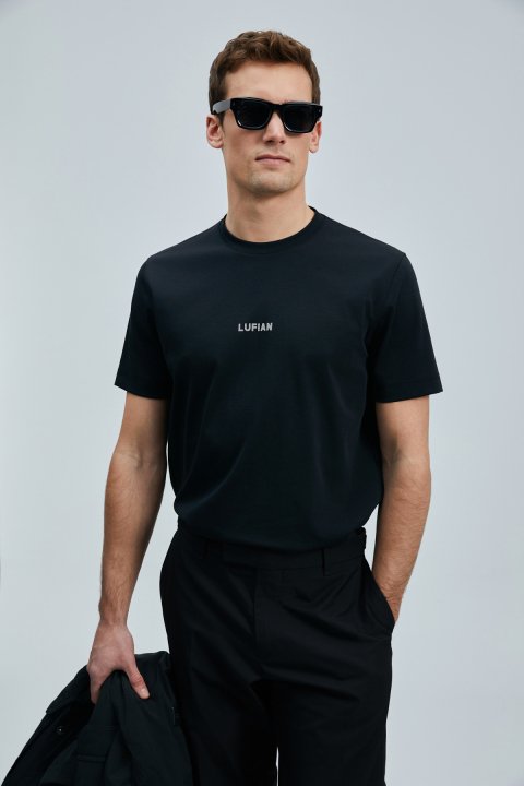 Marcus Modernes Grafik-T-Shirt Schwarz - LUFIAN