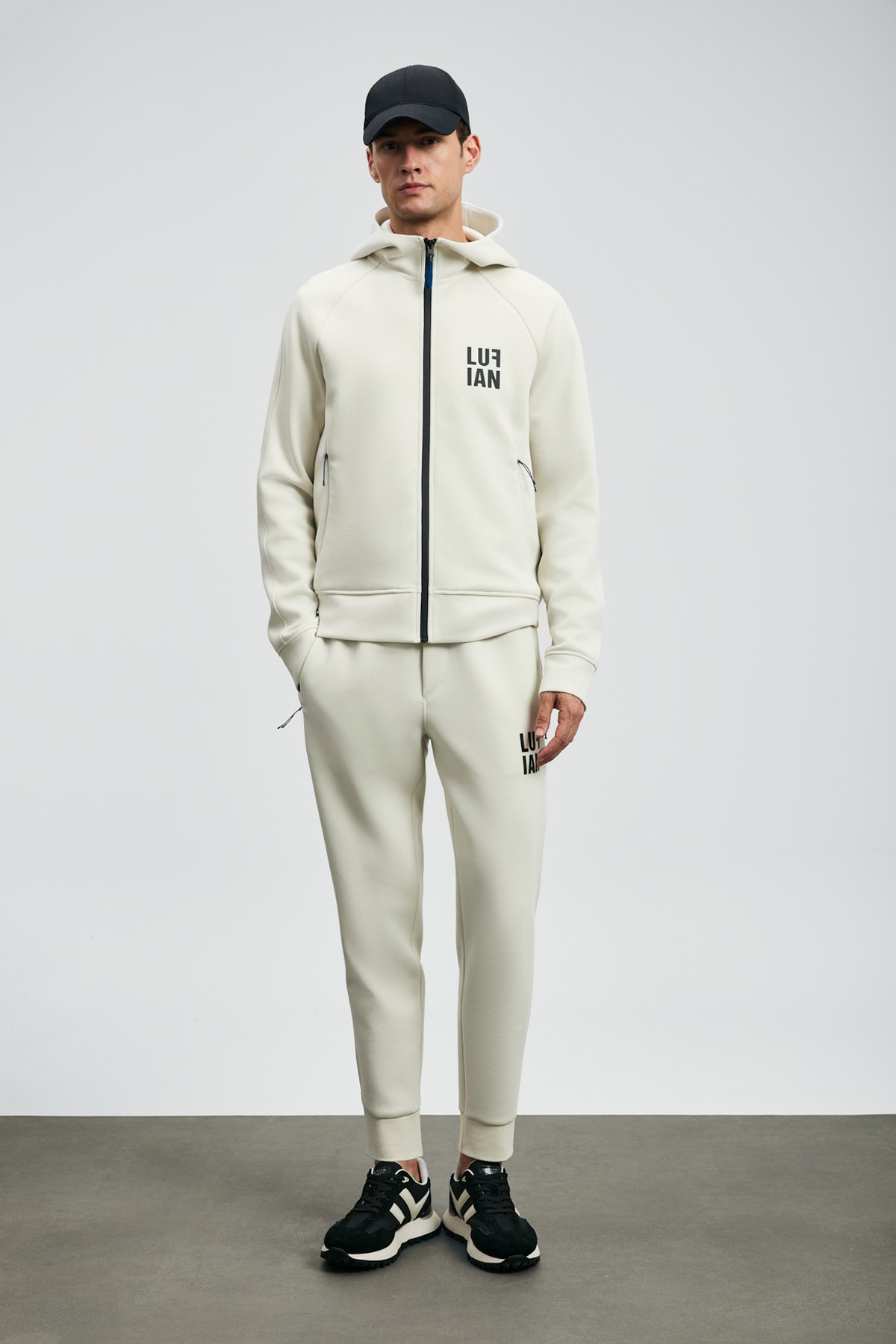 Mata Herren-Jogginghosen in Off-White - LUFIAN (1)