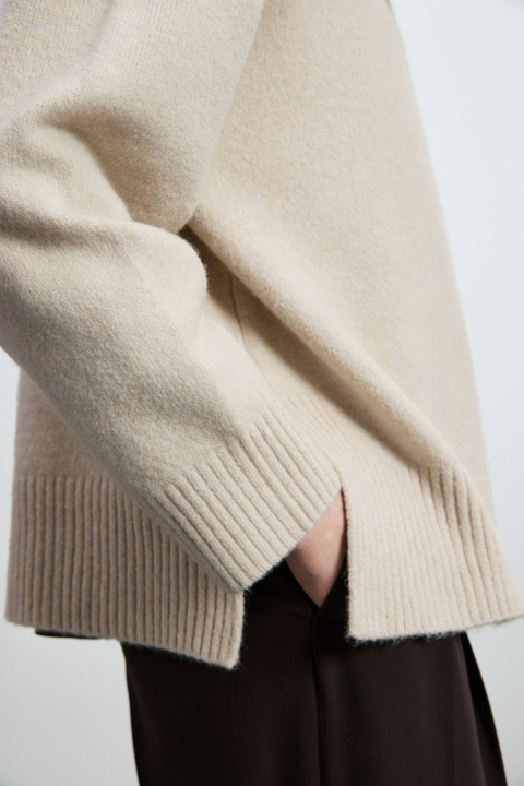 Pamela Strickpullover aus Kamelhaarmischung Dunkles Ecru - LUFIAN