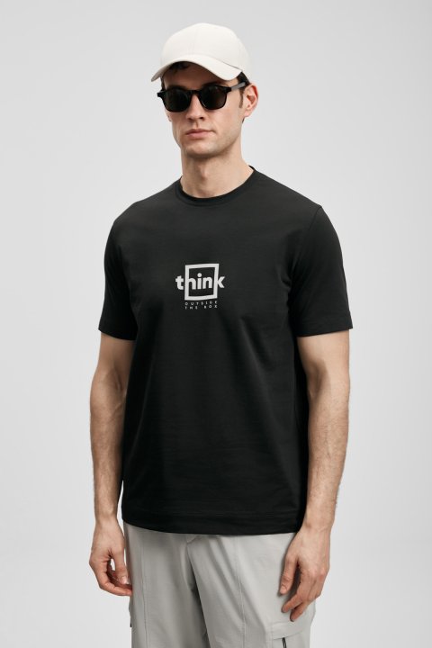 Thınk Modernes Grafik-T-Shirt Schwarz - LUFIAN