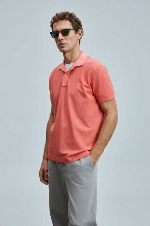 Vernon Kluges Herren-Polo-T-Shirt in Koralle - LUFIAN