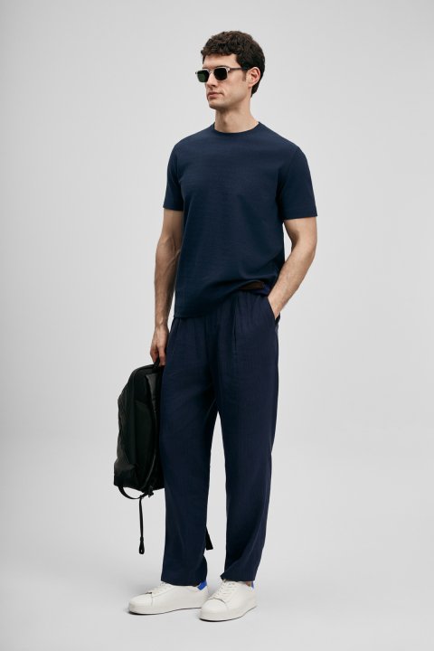 Soft Modernes Grafik-T-Shirt in Marineblau - LUFIAN