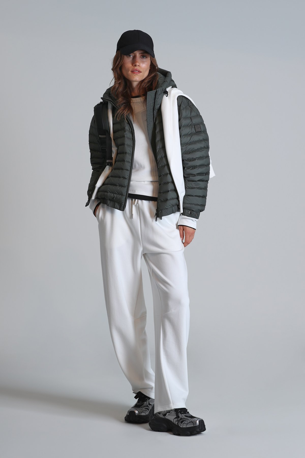 Elen Kaz Tüyü Kadın Mont Yeşil - Lufian (1)