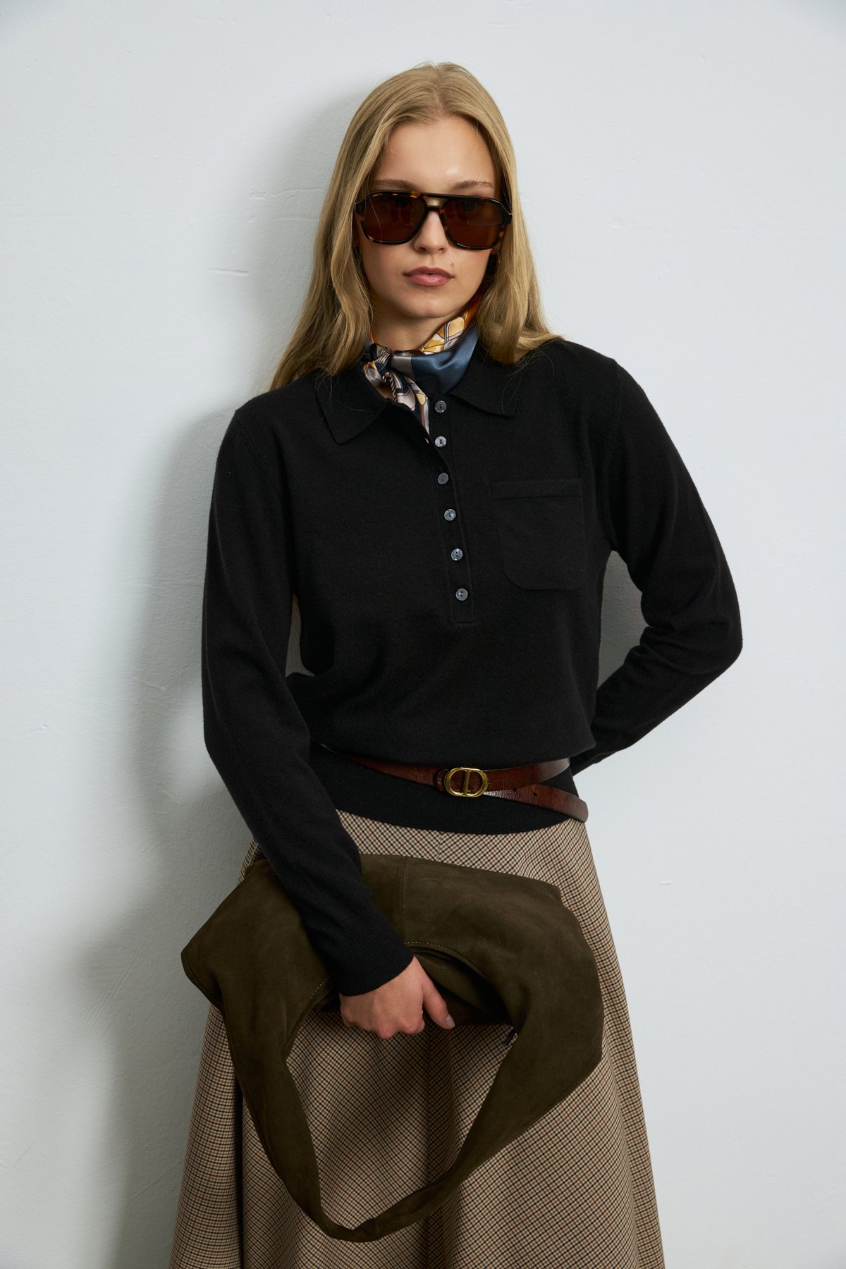 35% Acrylıc 27% Polyester 21%ptt 9% Nylon 6% Camel 2% Spandex Black - LUFIAN