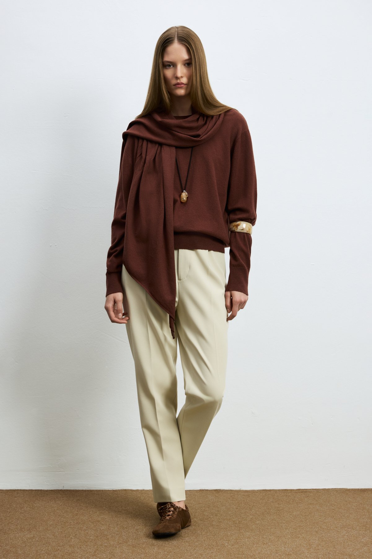 35% Acrylıc 27% Polyester 21%ptt 9% Nylon 6% Camel 2% Spandex Fırebrıck - LUFIAN