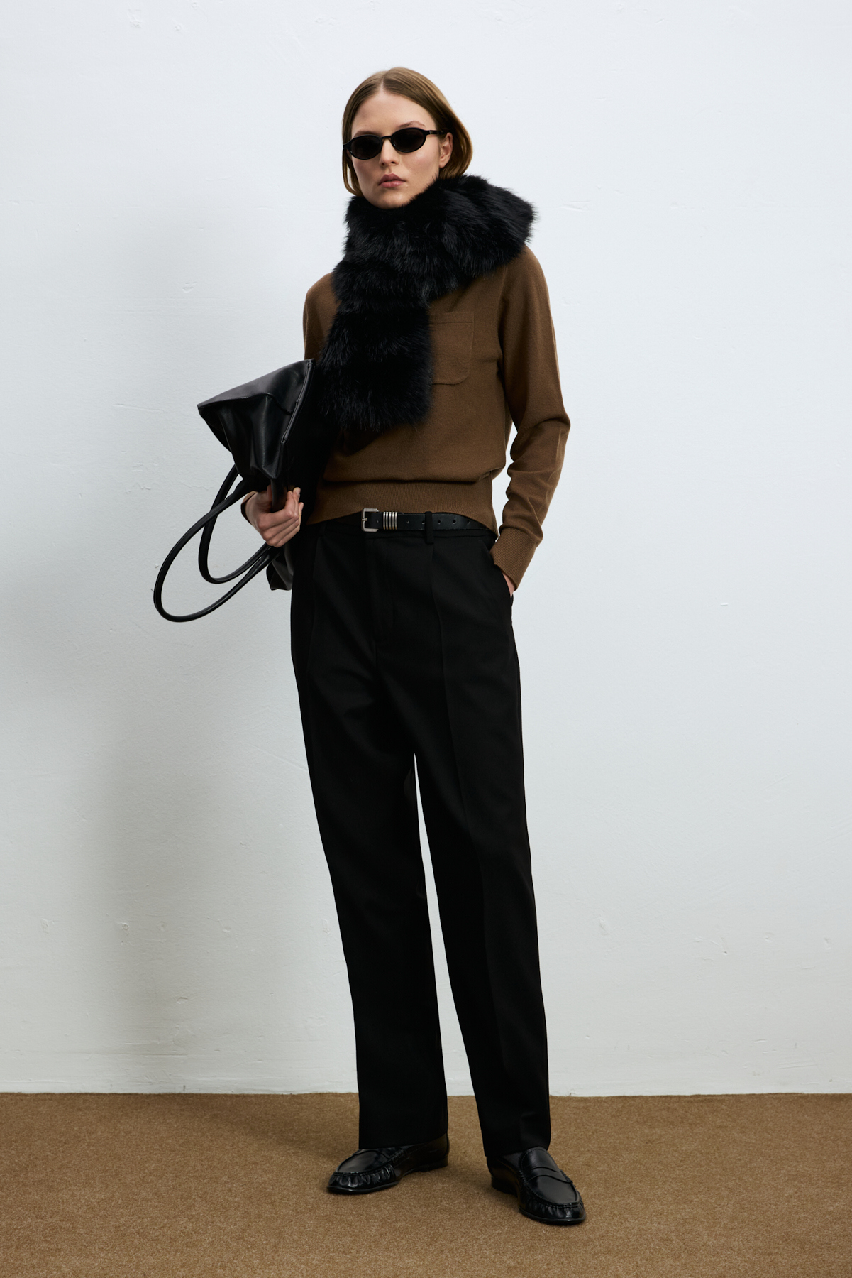35% Acrylıc 27% Polyester 21%ptt 9% Nylon 6% Camel 2% Spandex Lıght Brown - LUFIAN