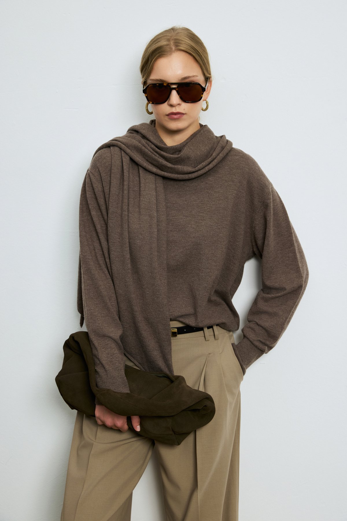 35% Acrylıc 27% Polyester 21%ptt 9% Nylon 6% Camel 2% Spandex Lıght Brown - LUFIAN