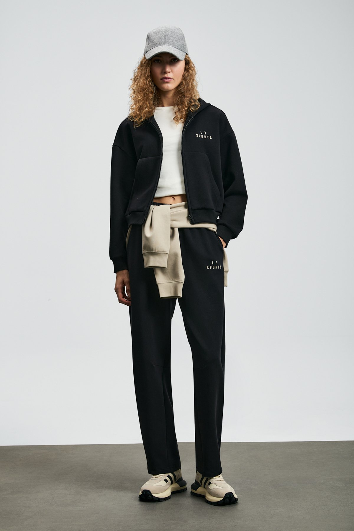Ada Knitted Women's Sweatpants Black - LUFIAN