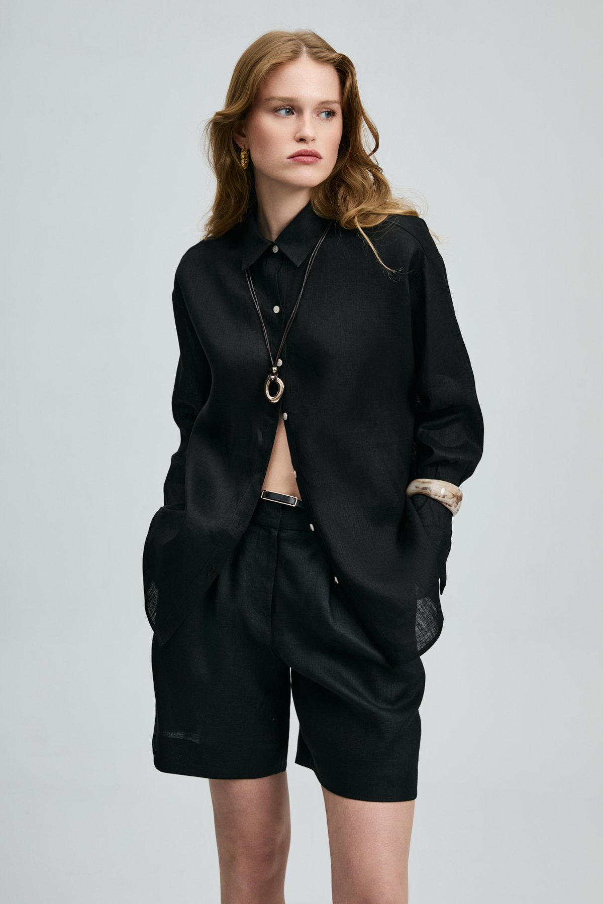 Barrı Women's Linen Shirt Black - LUFIAN