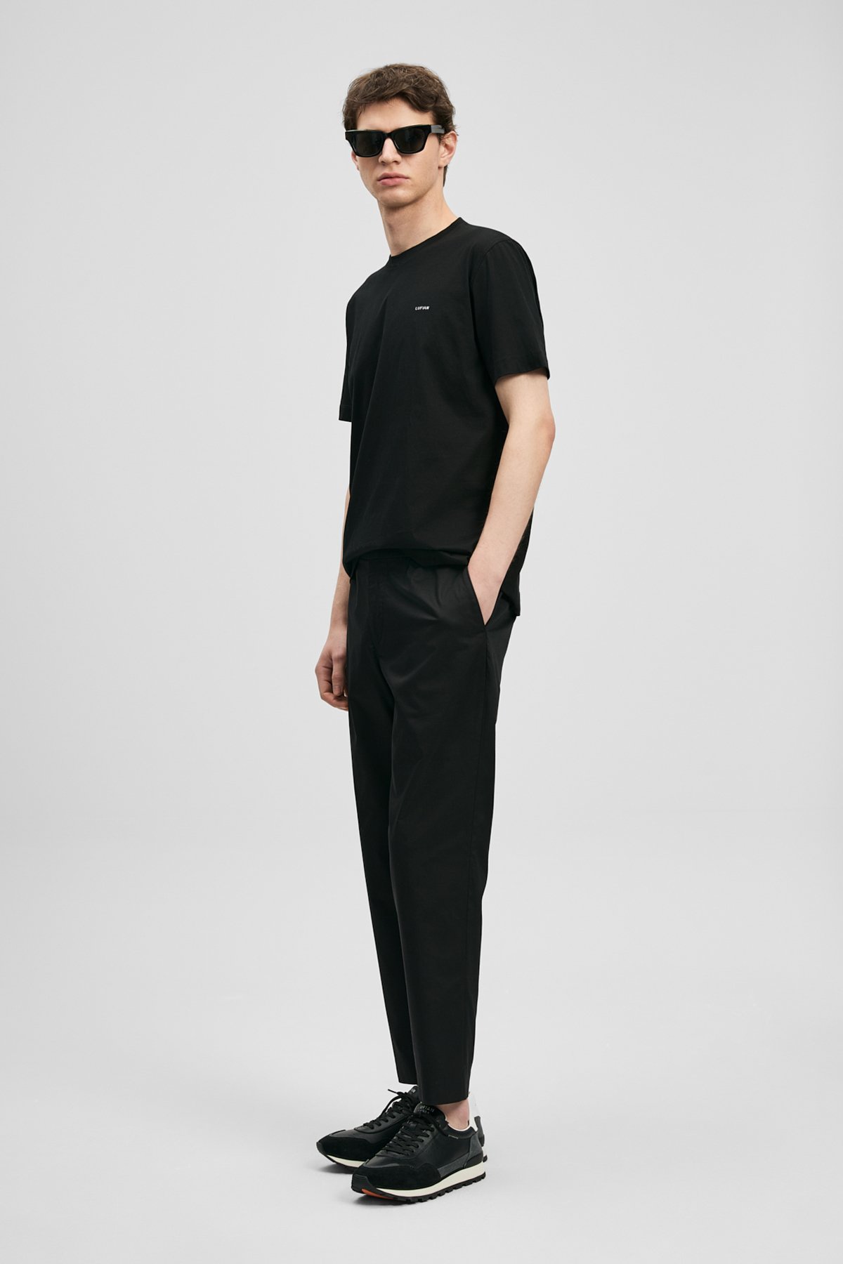 Bran Modern Graphic T-Shirt Black - LUFIAN (1)