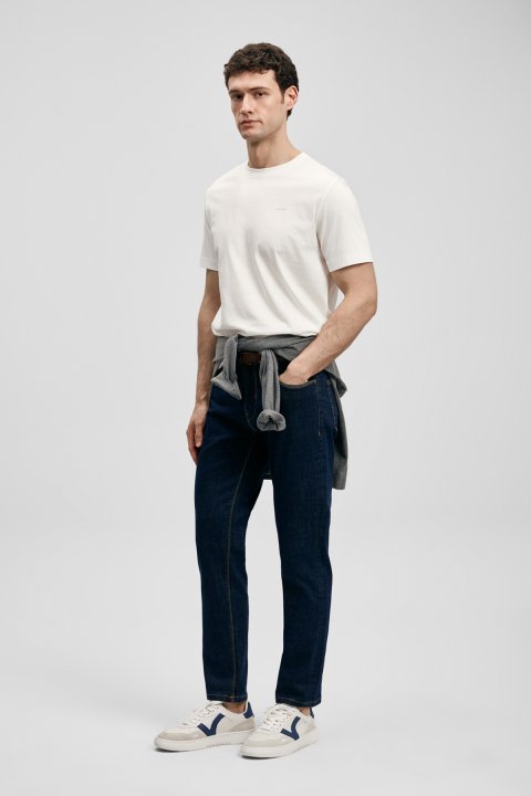Bran Modern Graphic T-Shirt Off White - LUFIAN