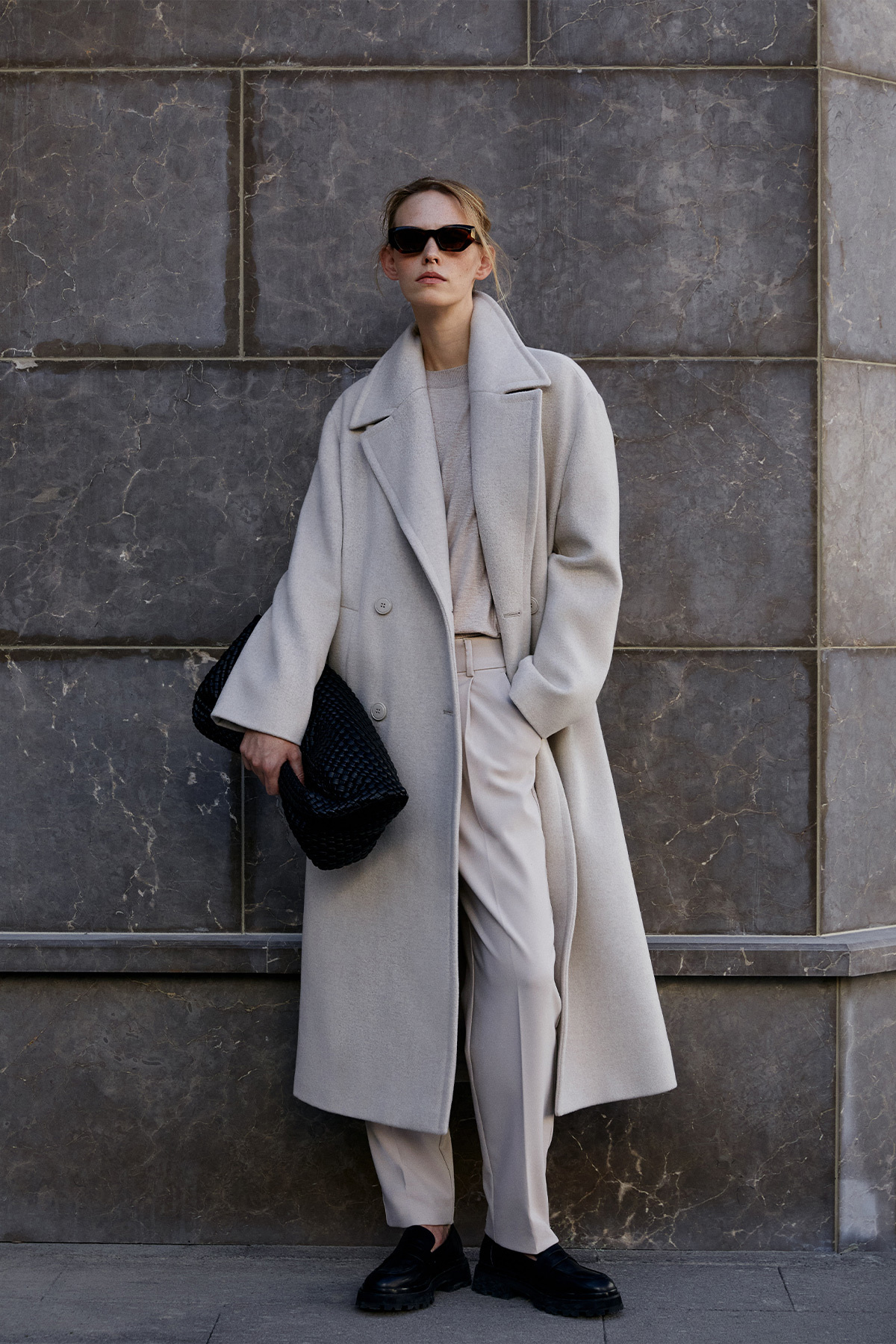 Burnıe Beıge - Lufian