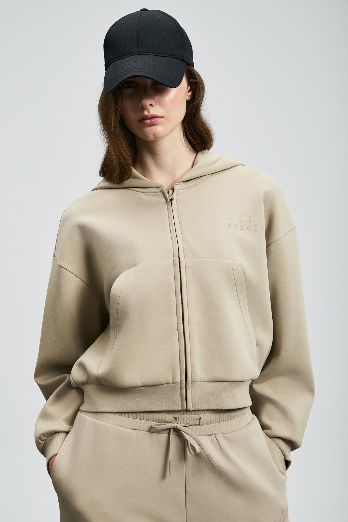 Cara Women's Knitted Sweatshirt Beige - LUFIAN