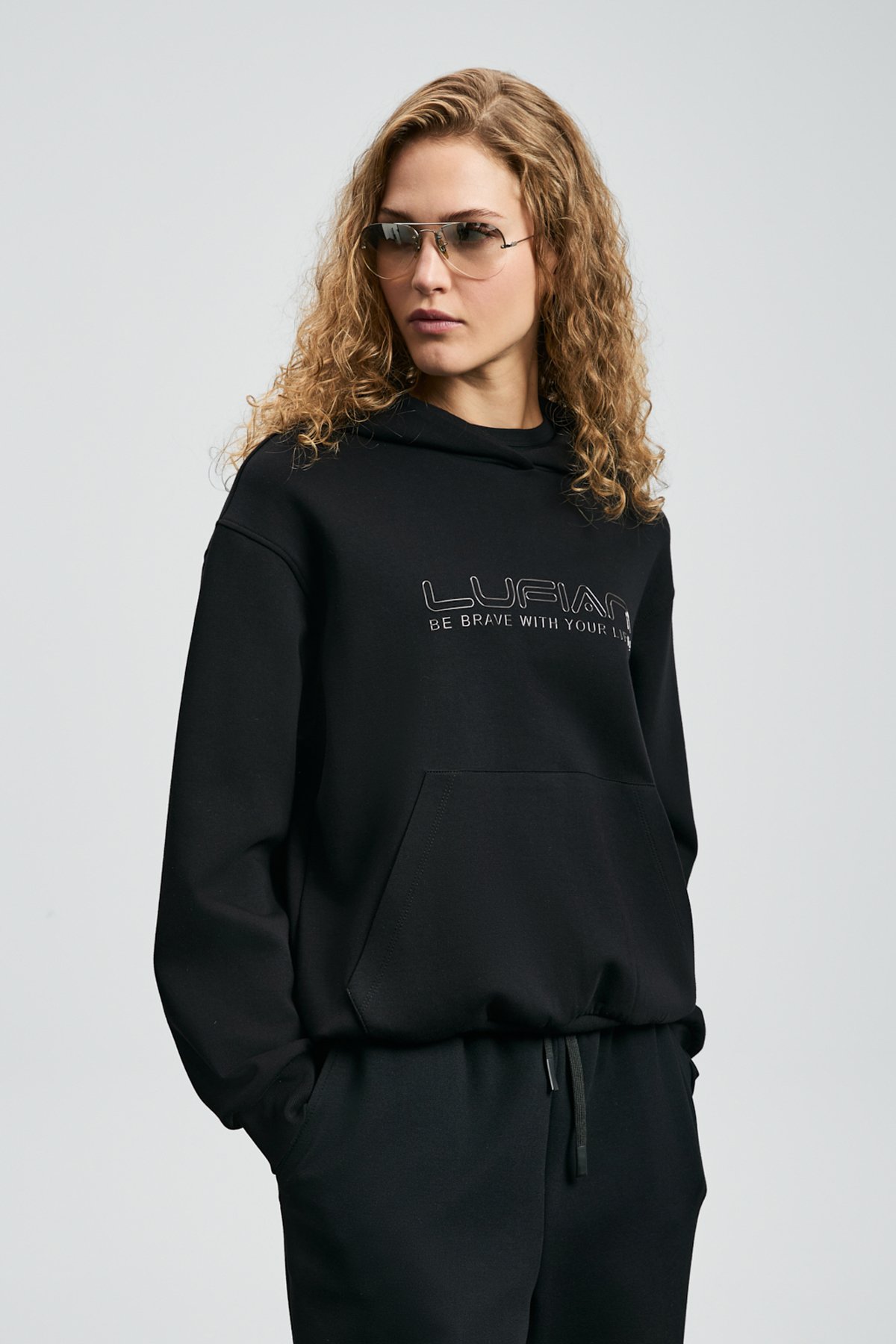 Cassa Women's Knitted Sweatshirt Black - LUFIAN
