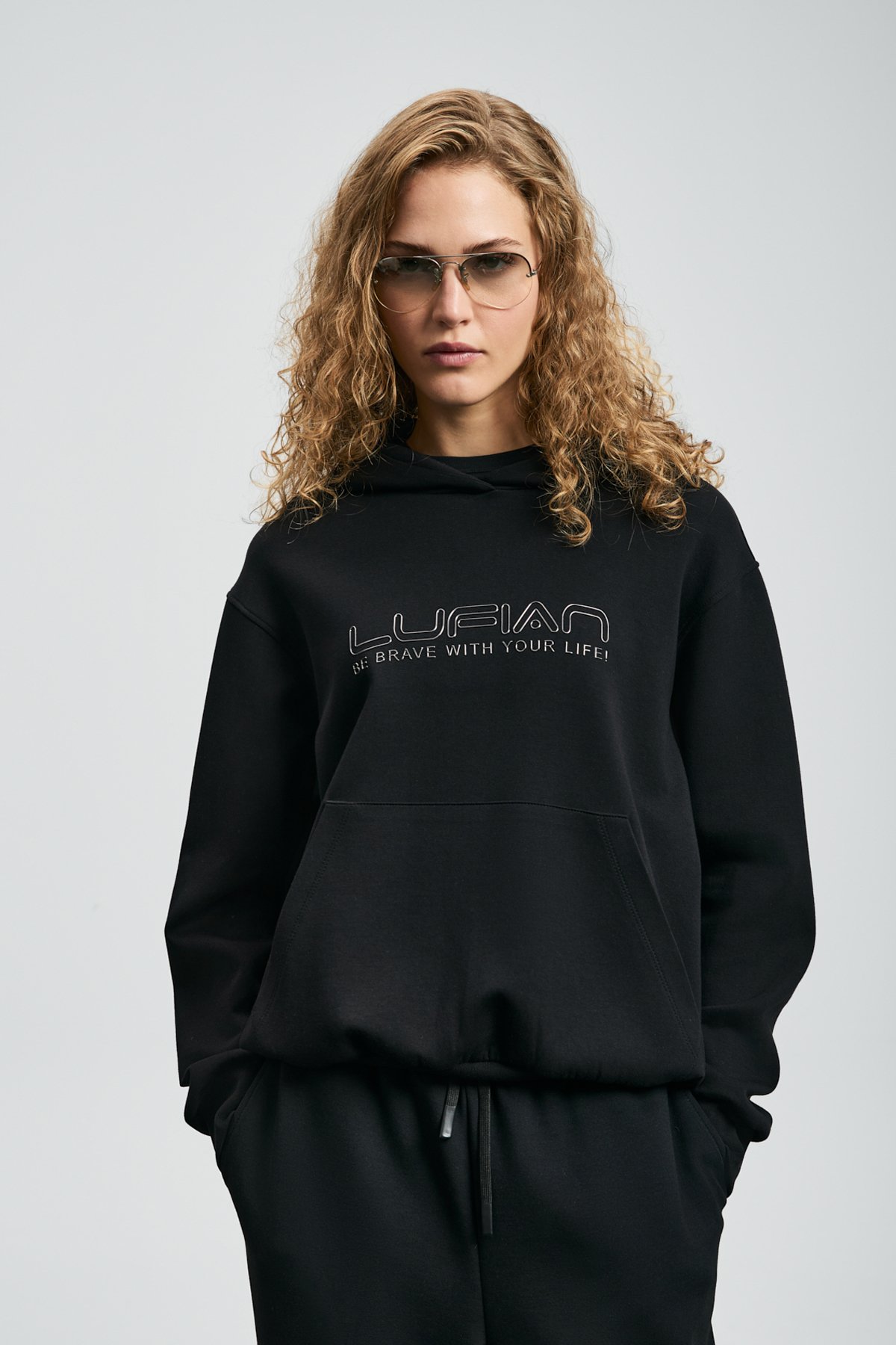 Cassa Women's Knitted Sweatshirt Black - LUFIAN