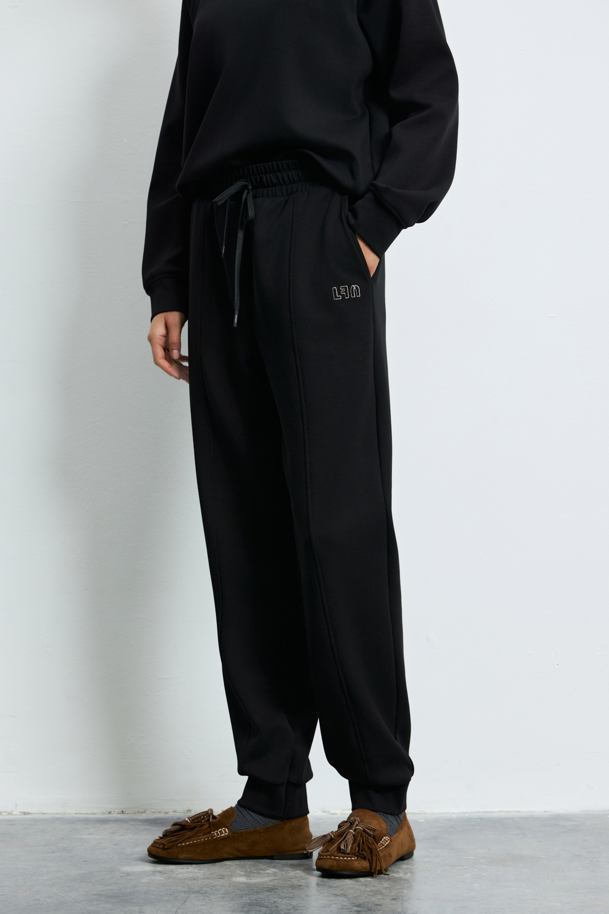 Cessie Women's Knitted Sweatpants Black - LUFIAN