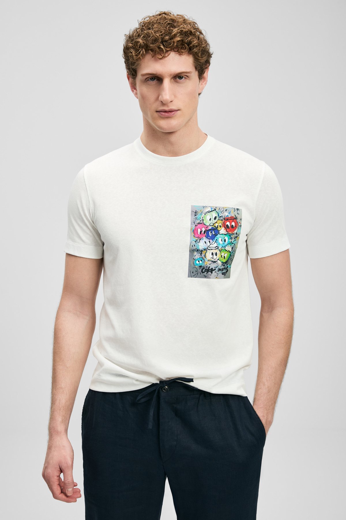 Charlıe Modern Graphic T-Shirt Off White - LUFIAN