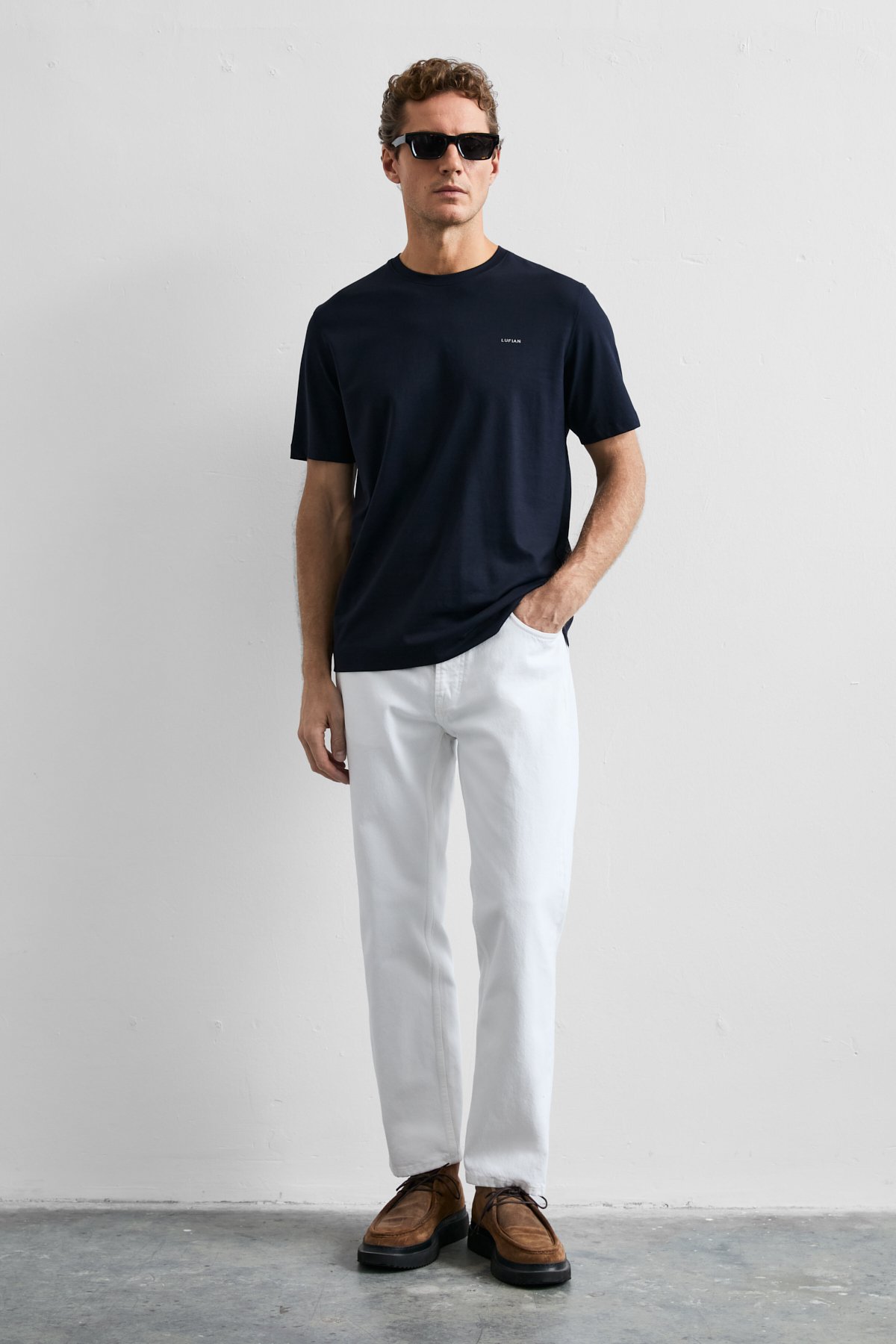 Fınto Modern Graphic T-Shirt Navy Blue - LUFIAN