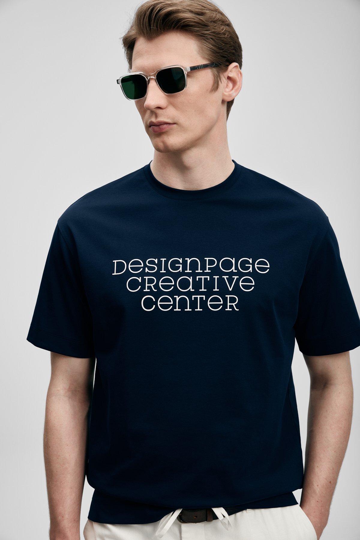 Frank Modern Graphic T-Shirt Navy Blue - LUFIAN
