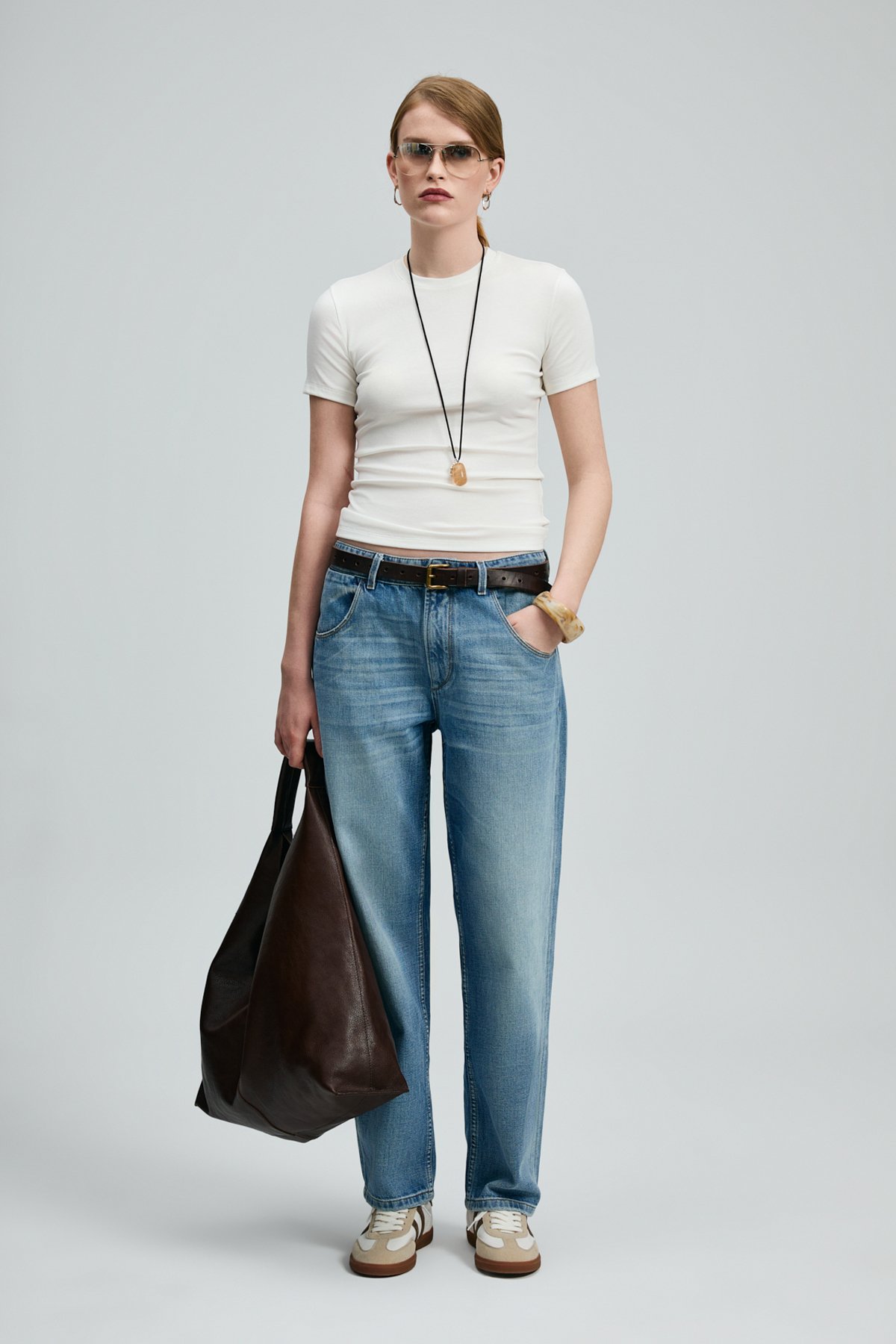 Hılton Women's T-Shirt Off White - LUFIAN