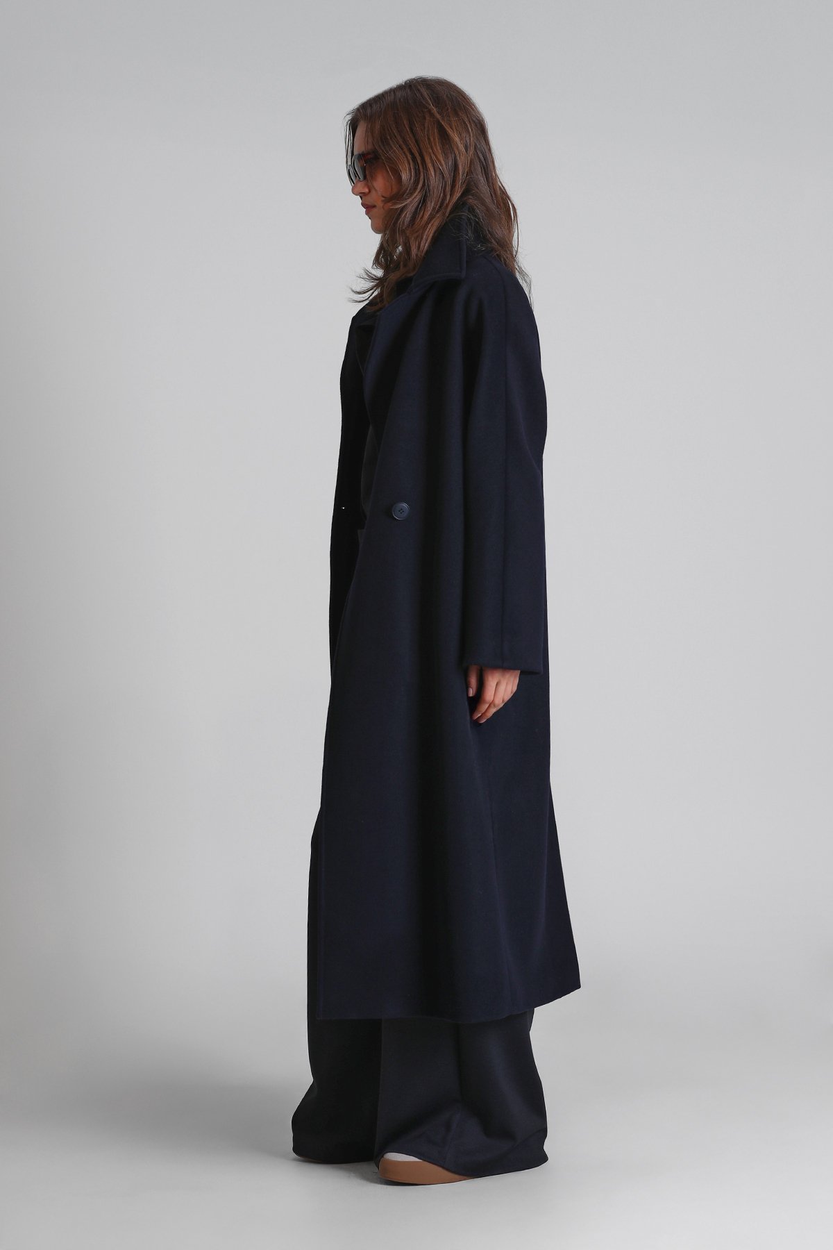 June Navy - Lufian (1)