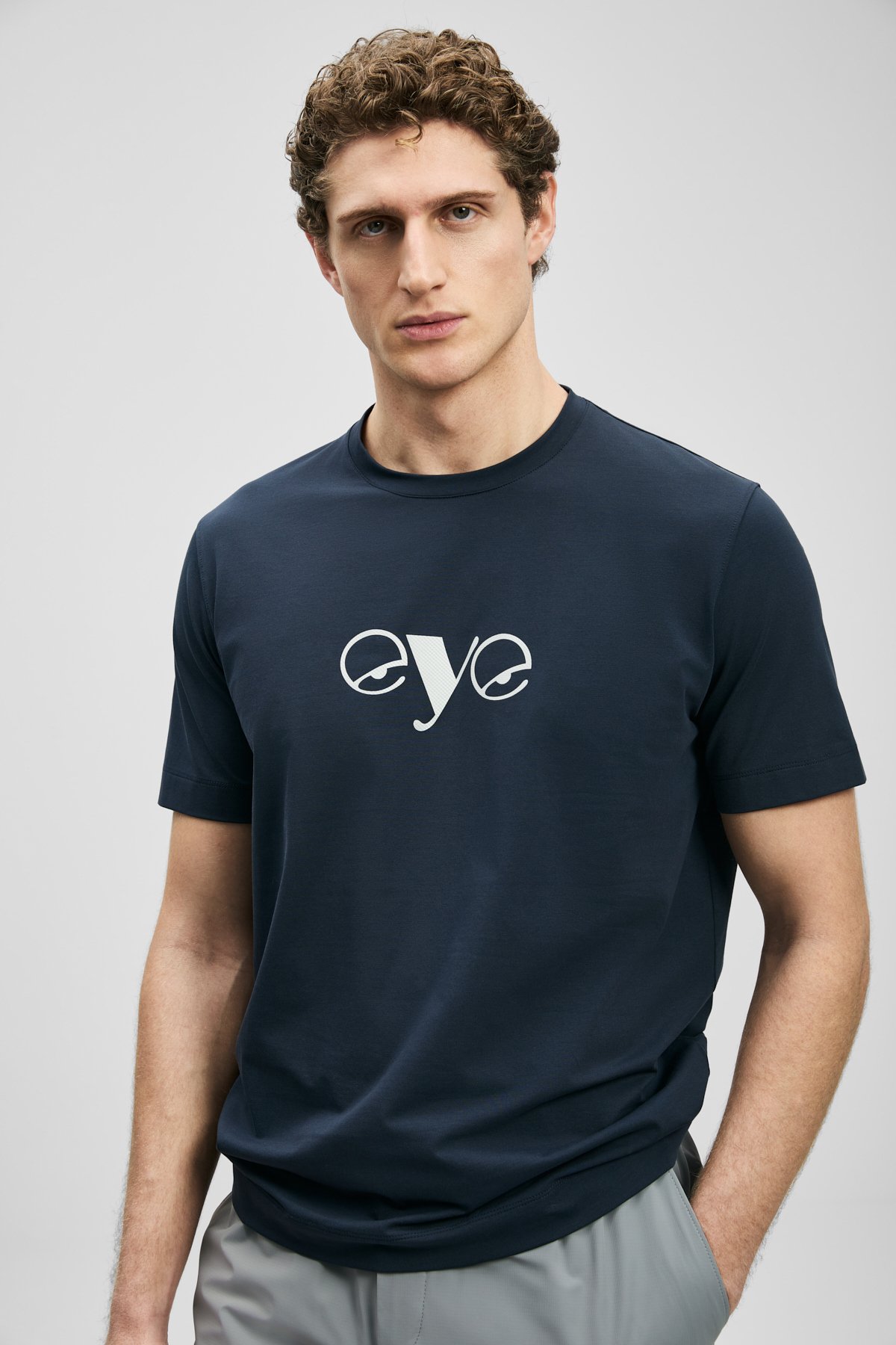 Larry Modern Graphic T-Shirt Navy Blue - LUFIAN
