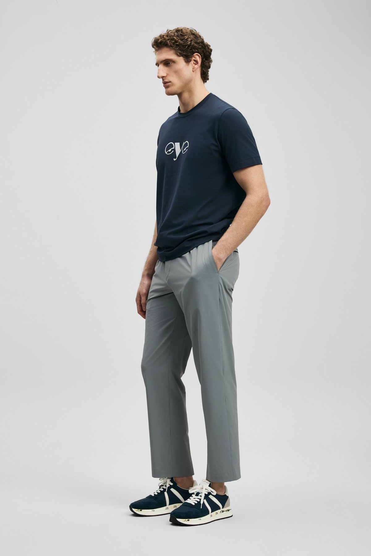 Larry Modern Graphic T-Shirt Navy Blue - LUFIAN (1)