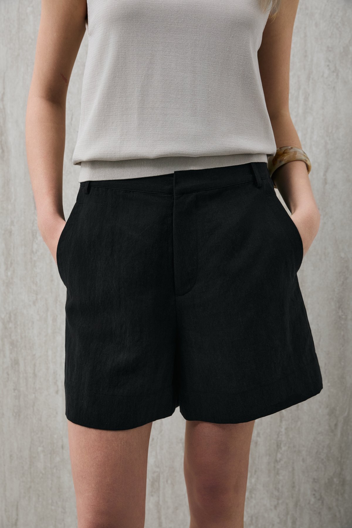 Megan Women's Shorts Black - LUFIAN (1)