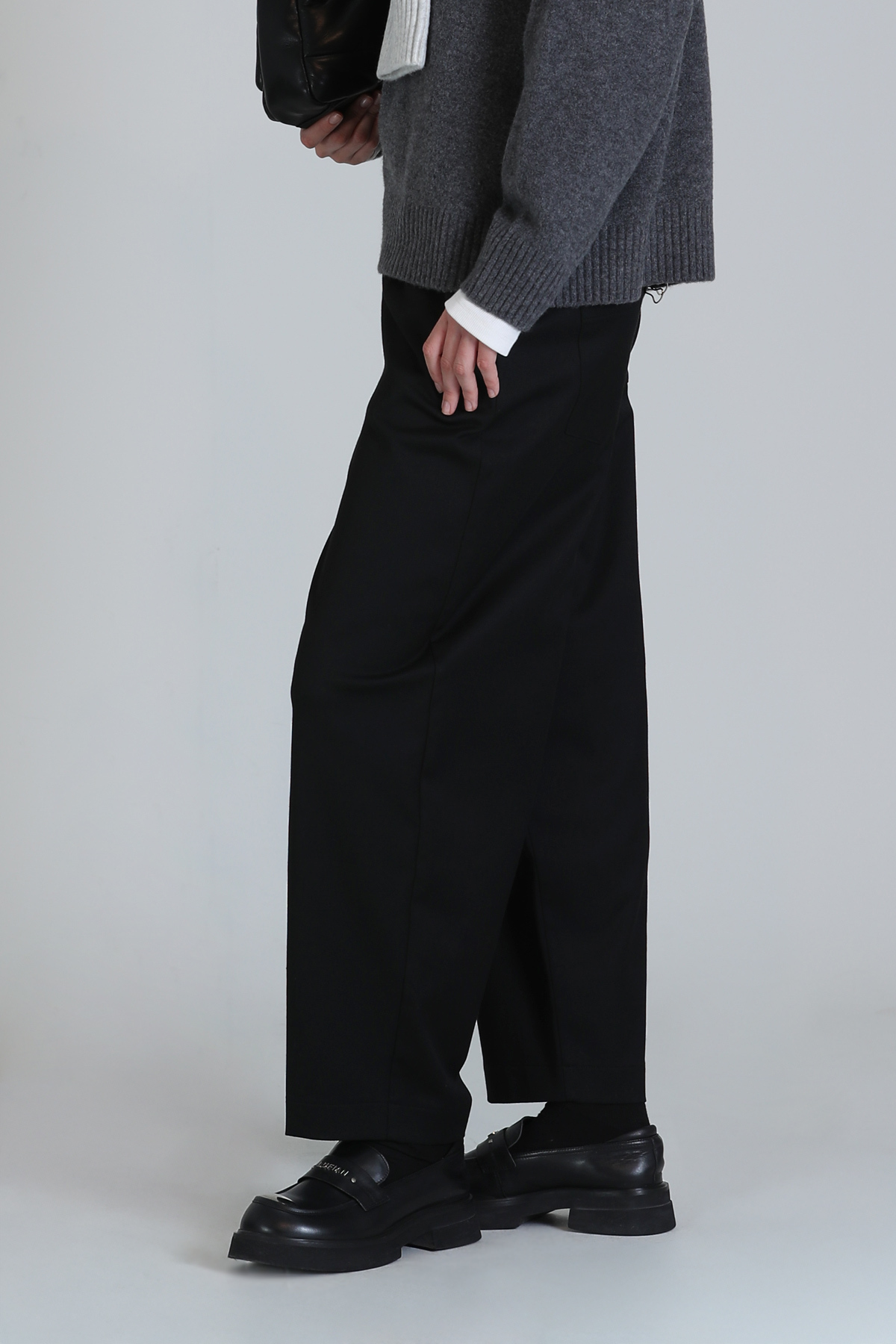 Merrıtt Black - Lufian (1)