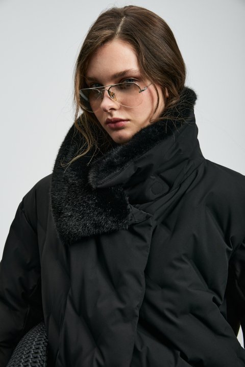 Monıca Goose Down Women's Coat Black - LUFIAN