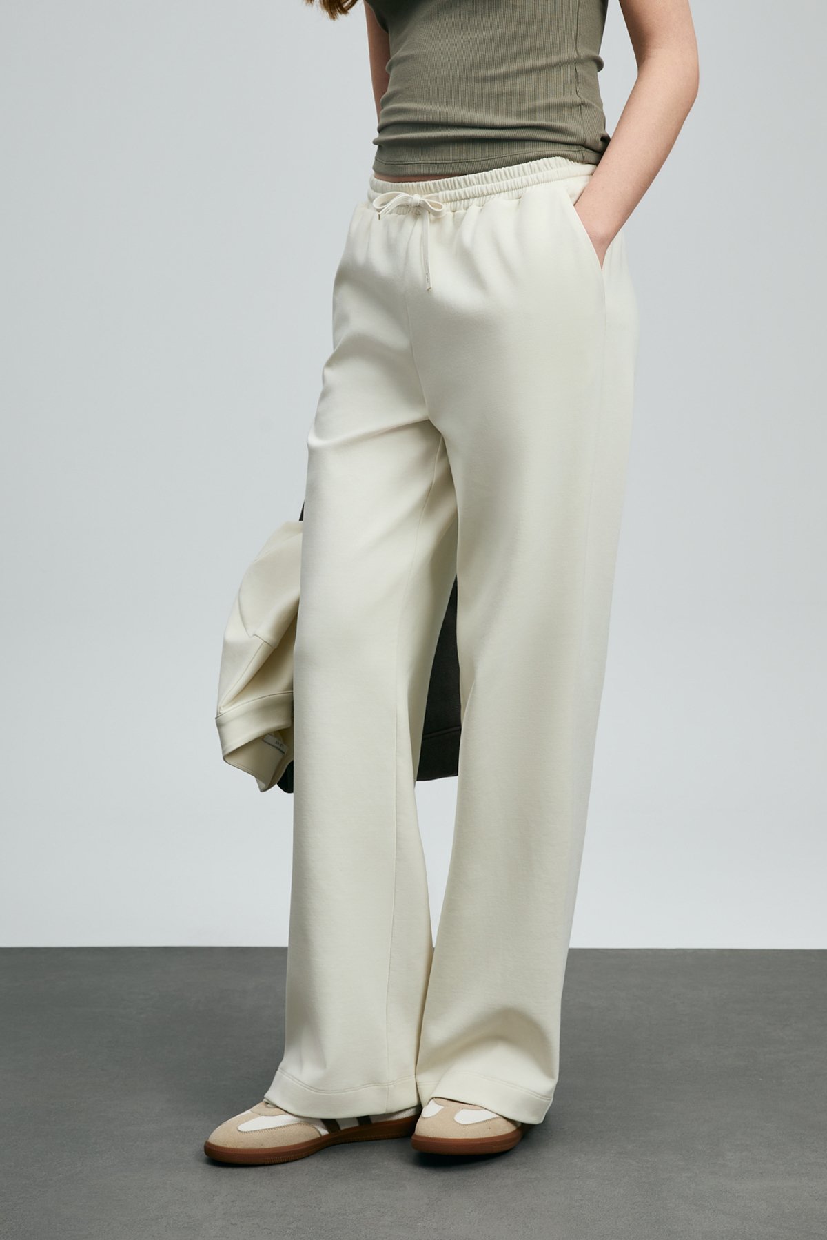 Porto Knitted Woman Tracksuit Cream - Lufian (1)