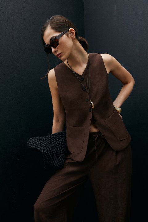 Ruma Women's Vest Brown - LUFIAN