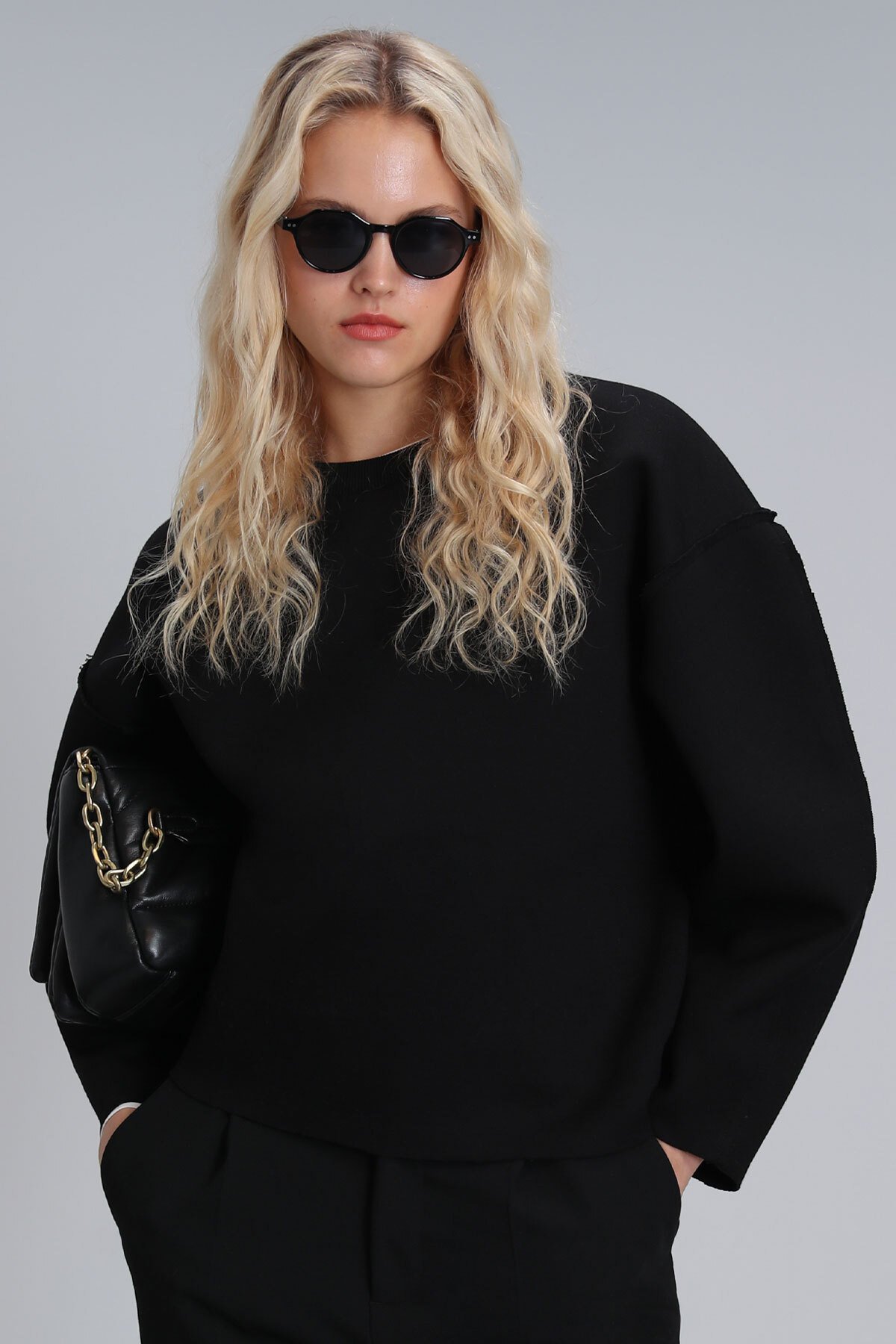 Selın Women's Knitted Sweatshirt Black - LUFIAN
