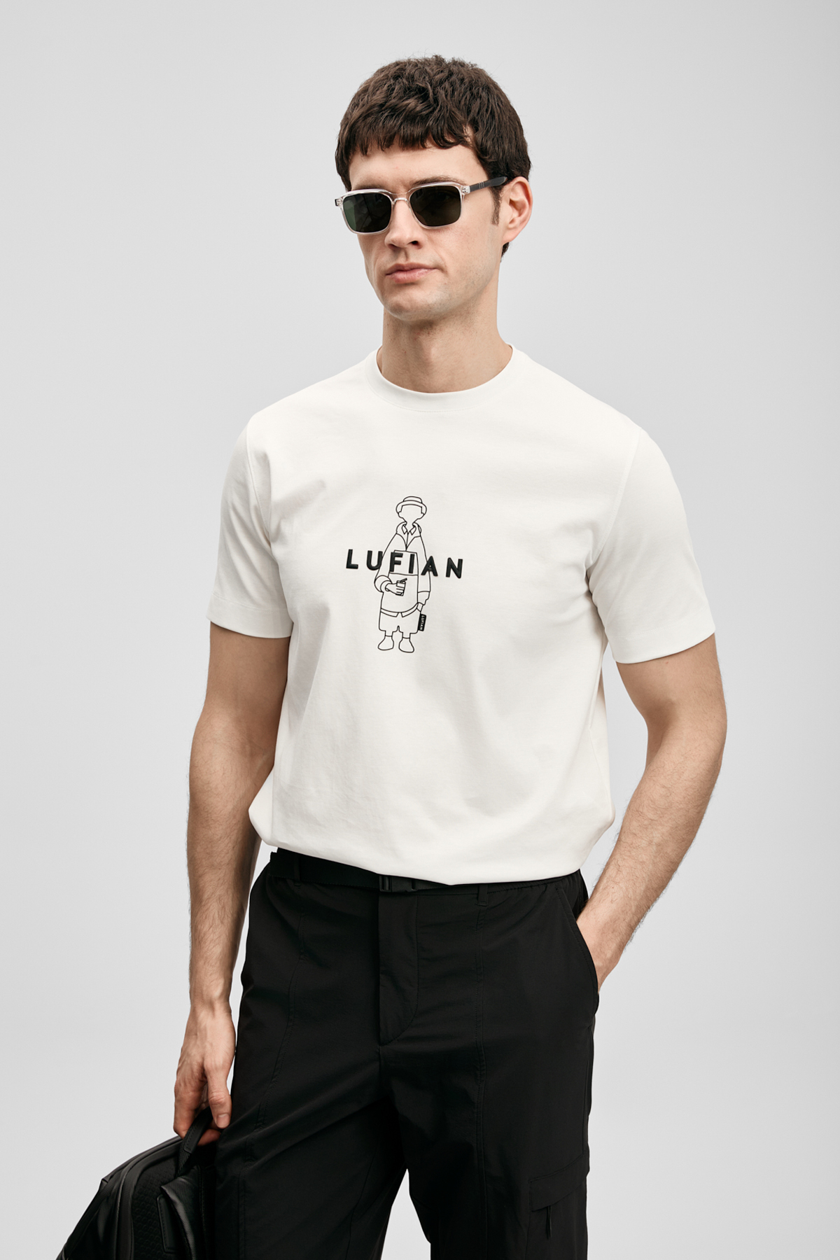 Sımbad Modern Graphic T-Shirt Off White - LUFIAN