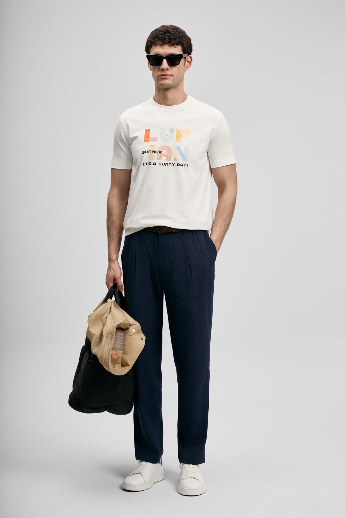 Sunny Modern Graphic T-Shirt Off White - LUFIAN