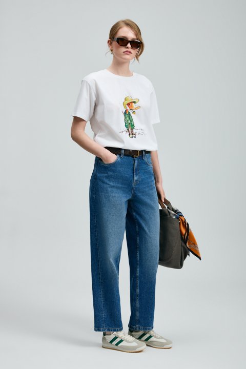 Fame Women's T-Shirt Off White - Lufian (1)